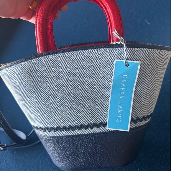 Draper James Red and Blue “mini tote” bag w/ Rick-rack😍so cute and stylish😍 - Picture 3 of 13